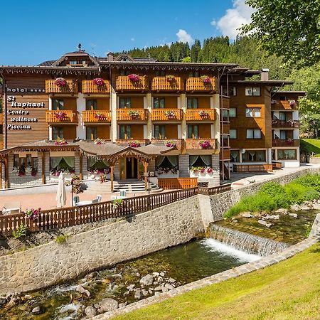 Hotel St. Raphael Madonna Esterno foto