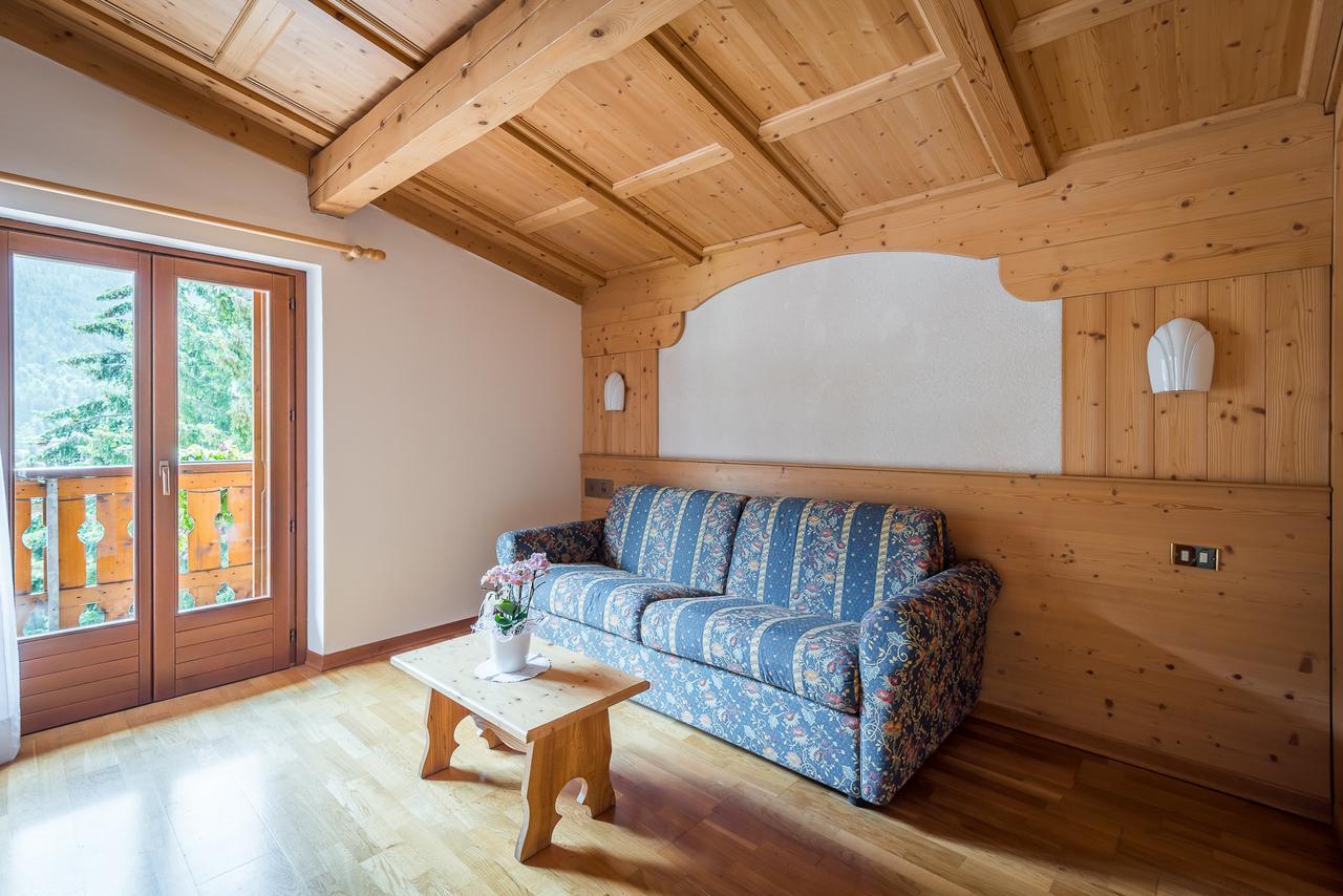Hotel St. Raphael Madonna Esterno foto